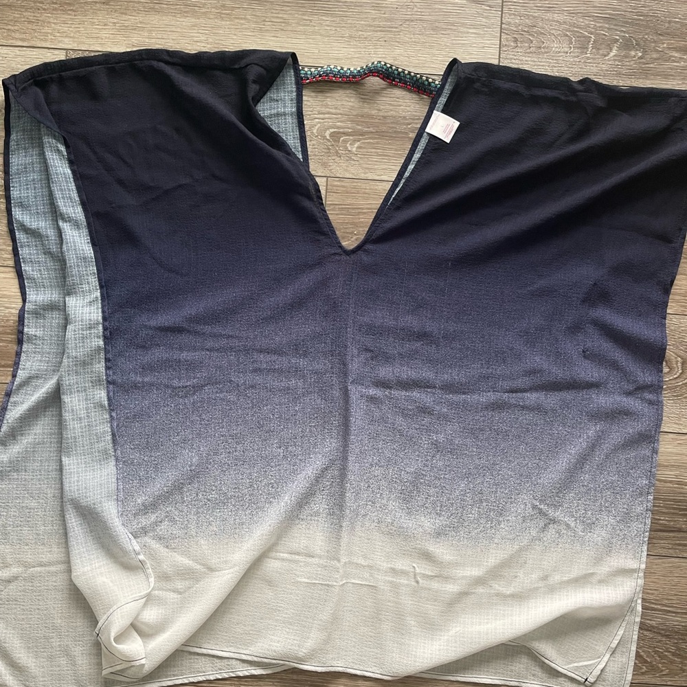 Xhilaration beach/swimsuit coverup in good condition